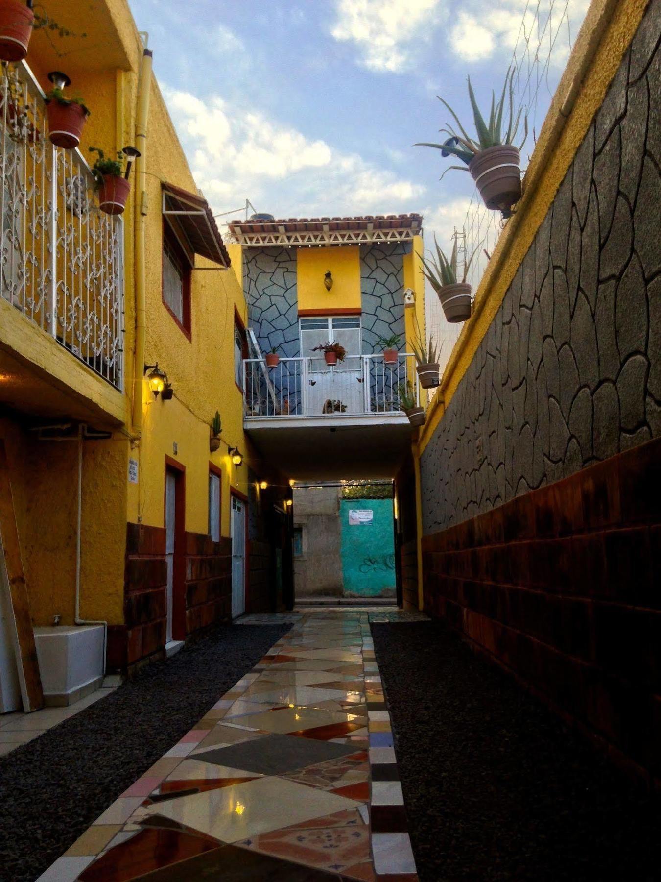 Hotel Mi Pueblito Тонала Экстерьер фото